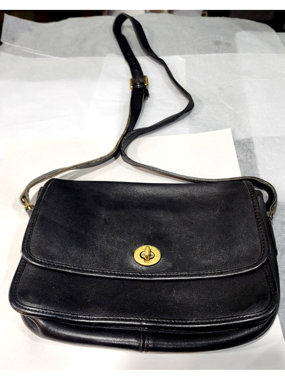 Vintage Coach Black Leather Station Bag 225 Crossbody Handbag USA 90s Hangtag